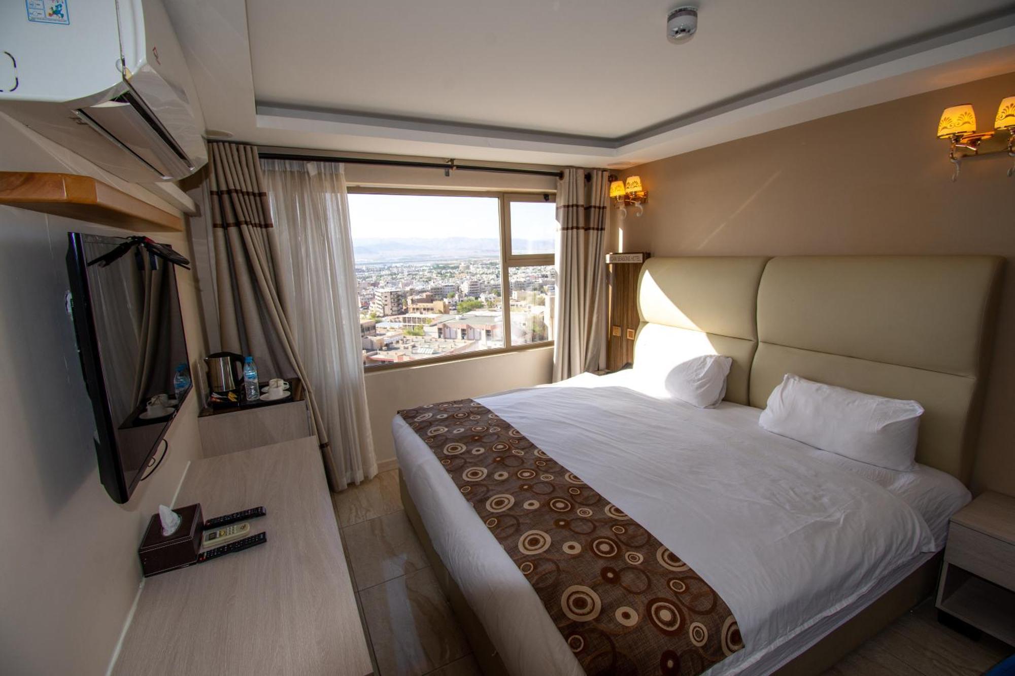 Jordan Seasons Hotel 4*