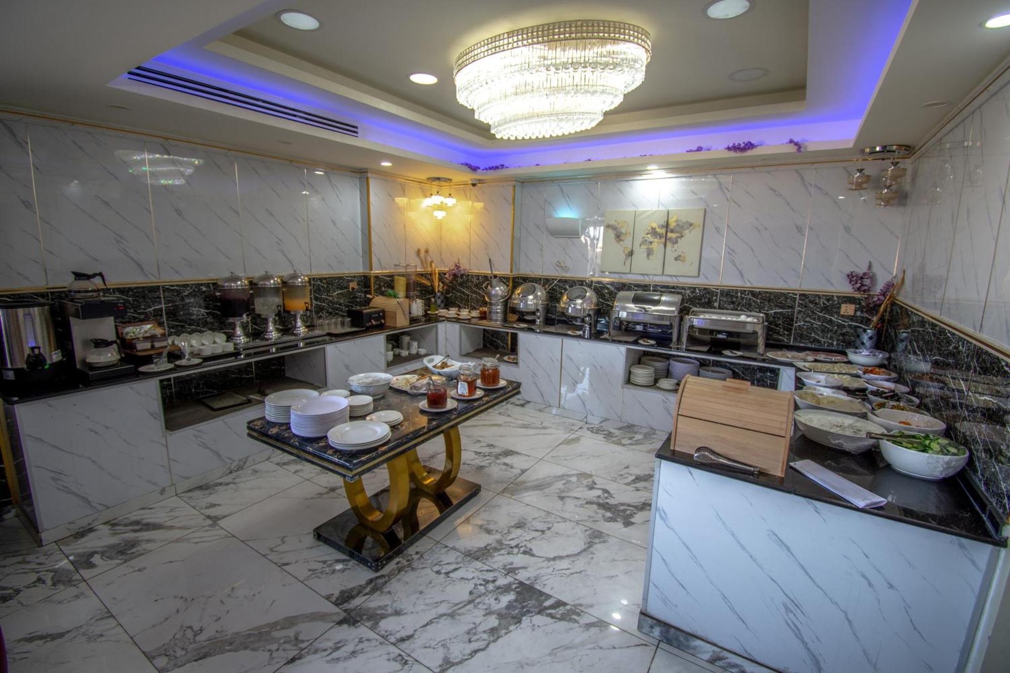 Jordan Seasons Hotel 4*